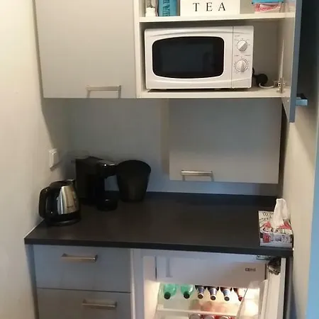 Bed & Breakfast Eindhoven4you *