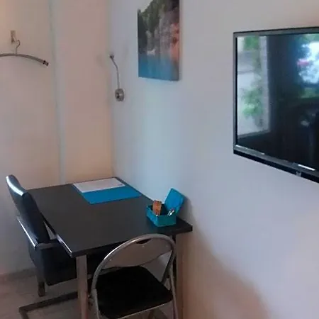 Eindhoven4you Bed & Breakfast 3*