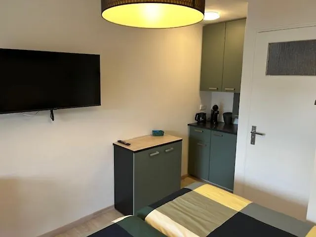 Eindhoven4you Bed & Breakfast 3*